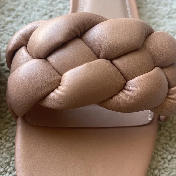 Slides - Picture 6 of 6